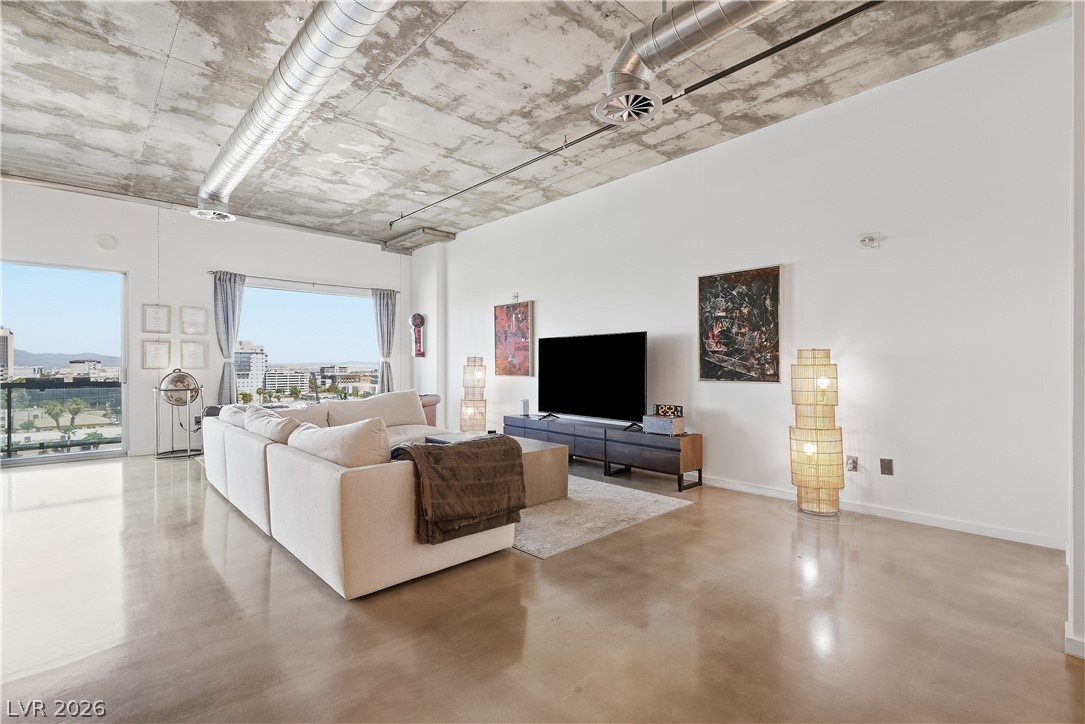 900 South Las Vegas Boulevard 702 Property Photo 13