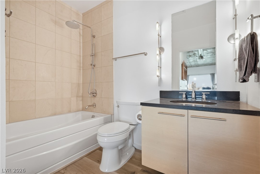 900 South Las Vegas Boulevard 702 Property Photo 37