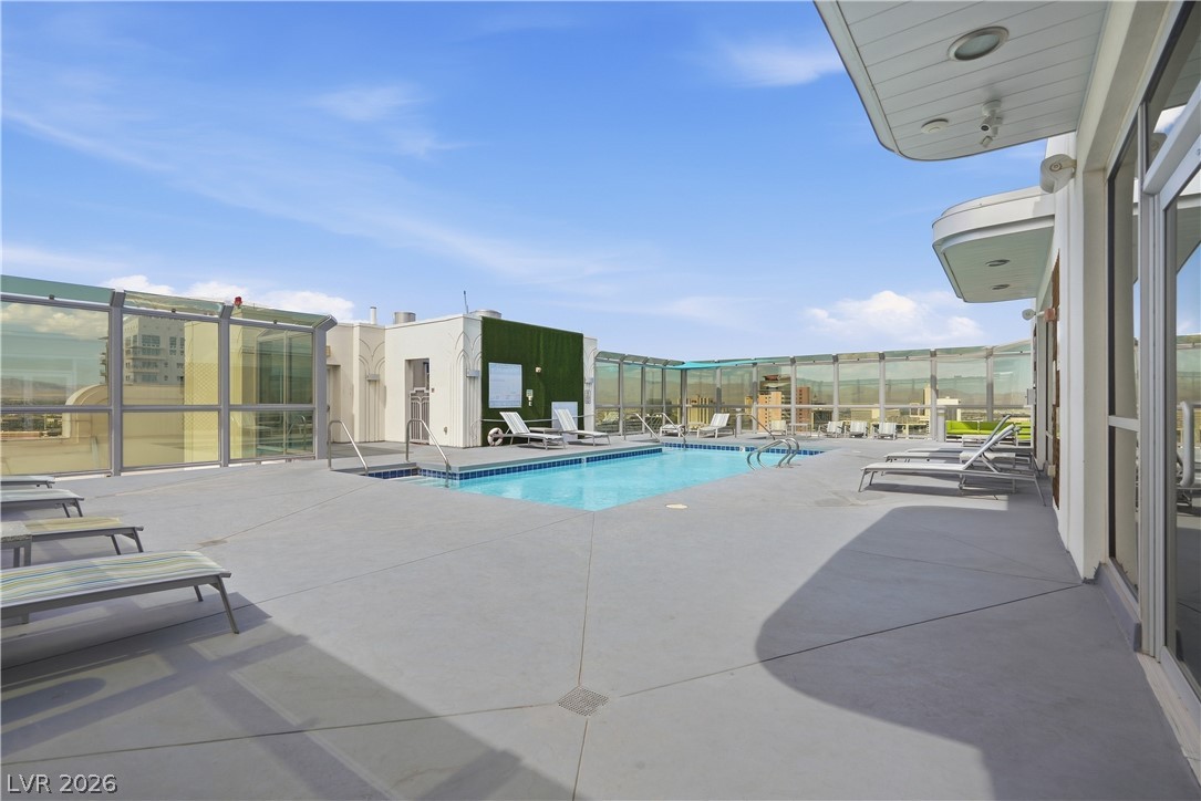 900 South Las Vegas Boulevard 702 Property Photo 41