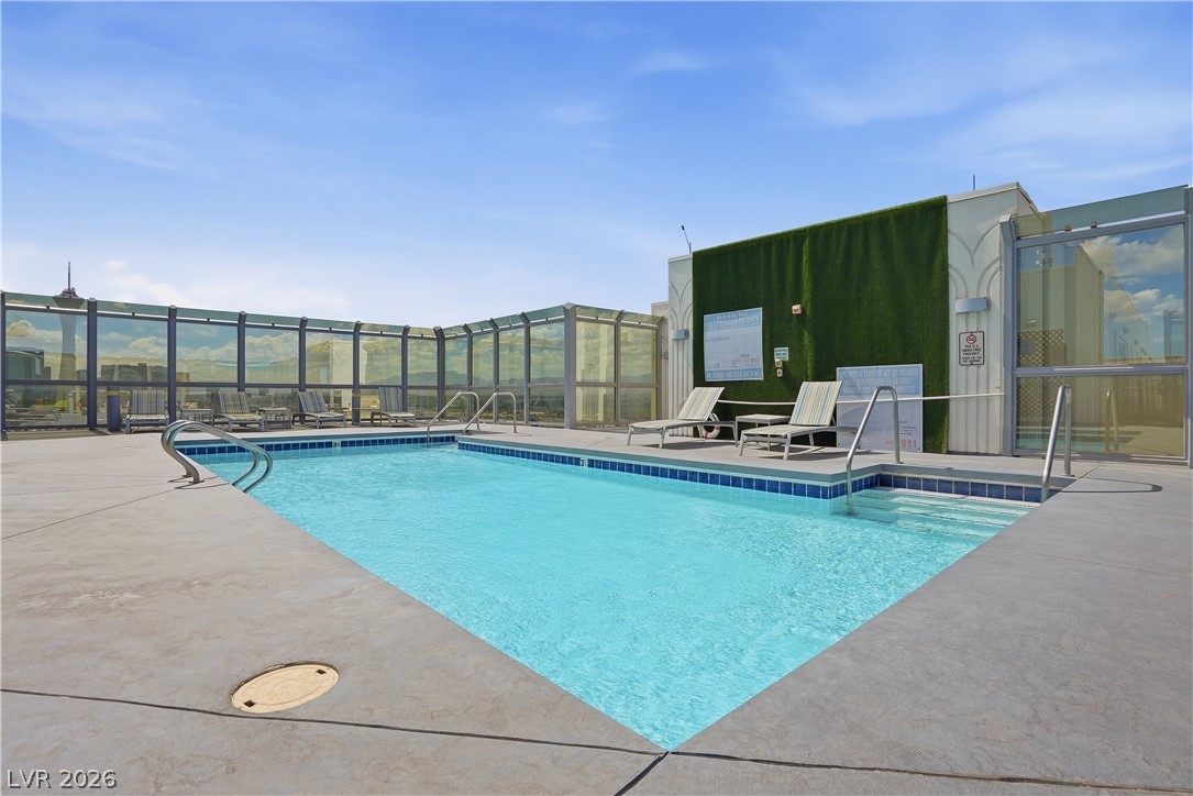 900 South Las Vegas Boulevard 702 Property Photo 42