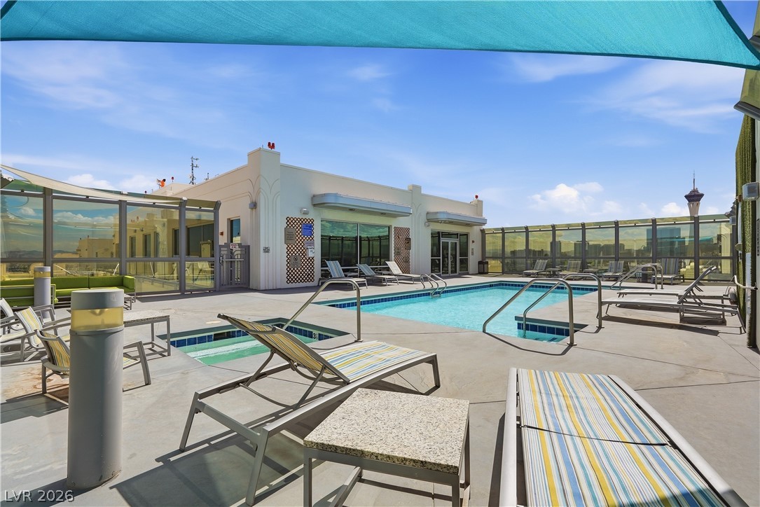 900 South Las Vegas Boulevard 702 Property Photo 43