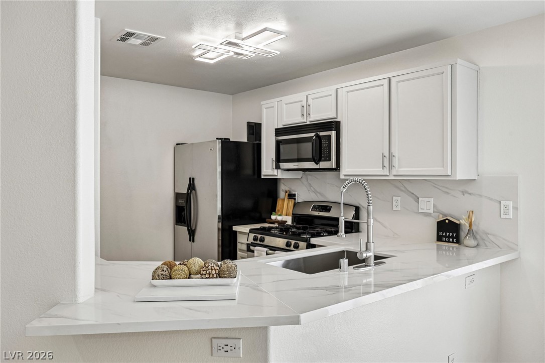 9957 Keephills Street Property Photo 1