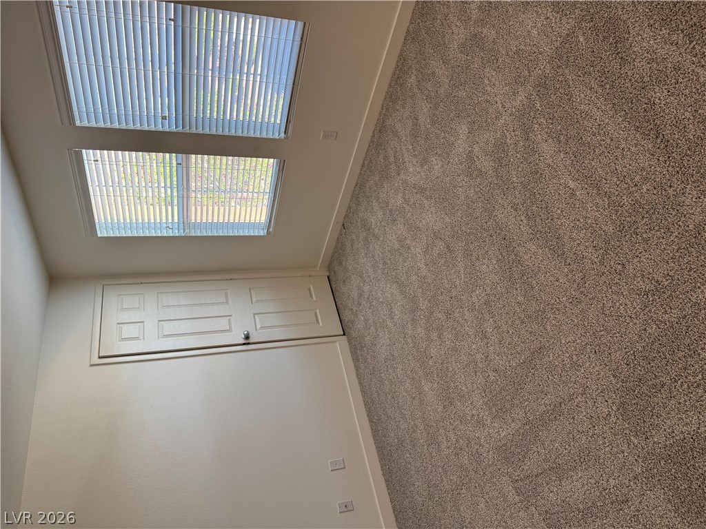 10581 Griffin Avenue Property Photo 6