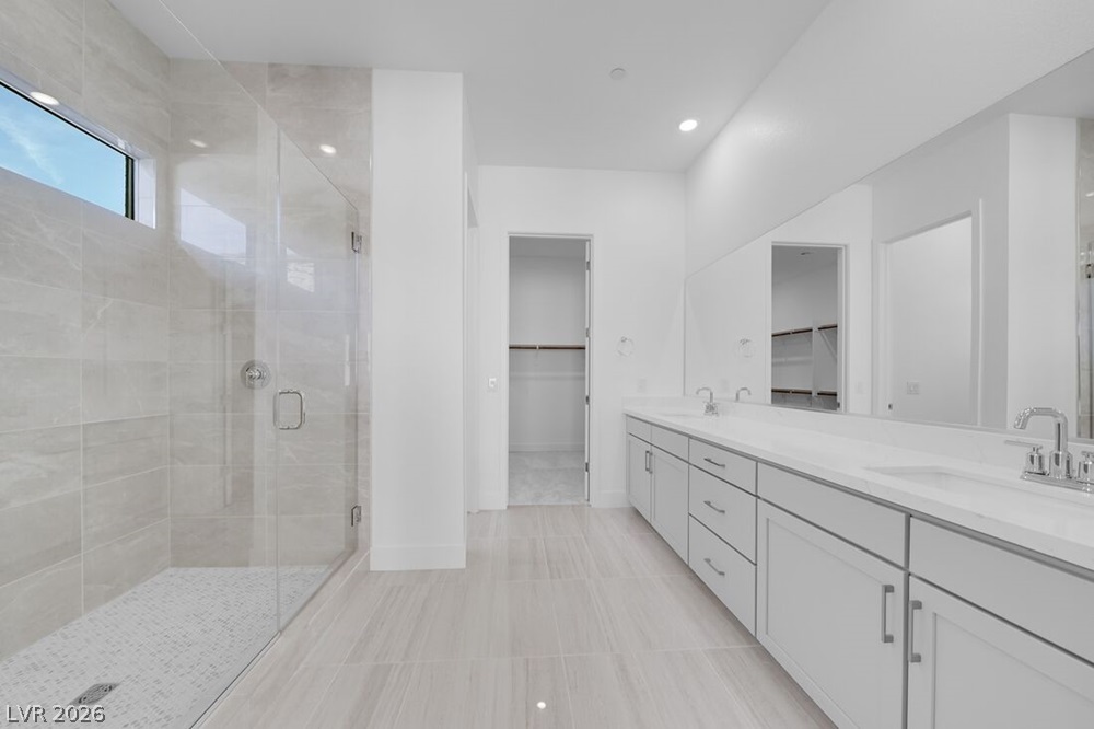 370 Tigullio Avenue Property Photo 24