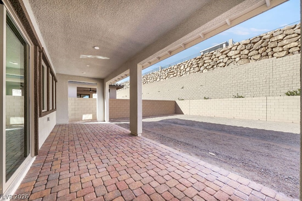370 Tigullio Avenue Property Photo 39