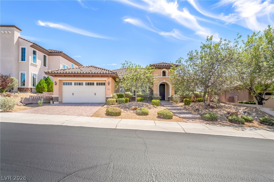 2501 Luberon Drive Property Photo 1