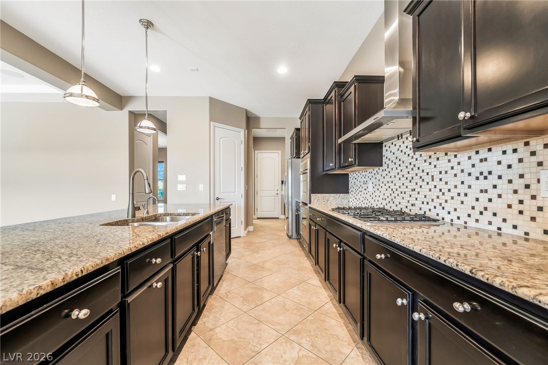 2501 Luberon Drive Property Photo 11
