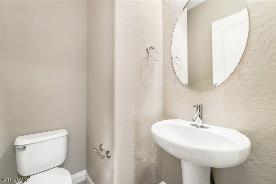 2501 Luberon Drive Property Photo 12