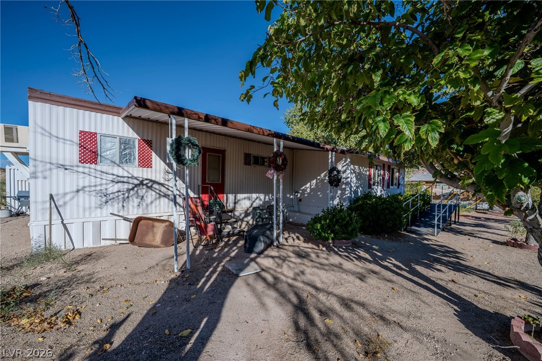 250 North Beach Street Property Photo 3