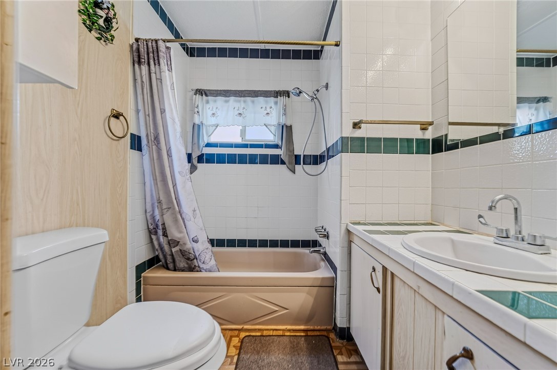 250 North Beach Street Property Photo 17