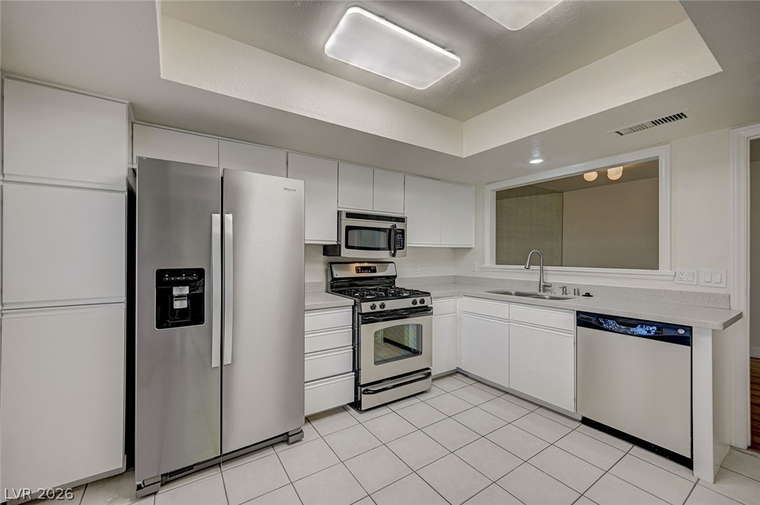 4047 Grasmere Avenue Property Photo 9
