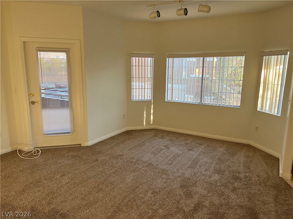 830 Carnegie Street 1621 Property Photo 3
