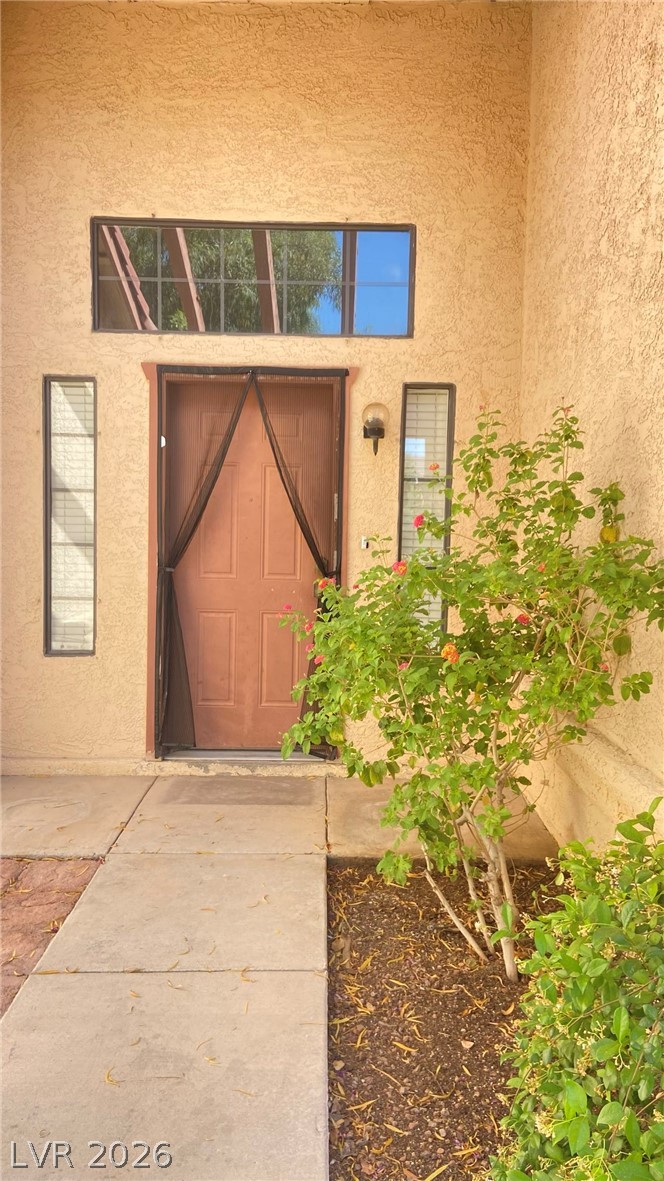 6424 Dearborn Court Property Photo 3