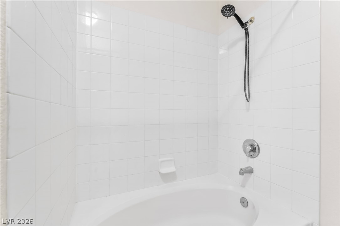6164 Pine Villa Avenue 103 Property Photo 16