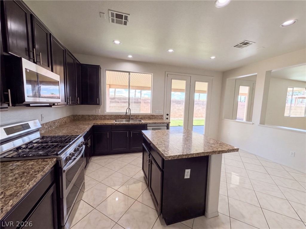 7878 Mohican Canyon Street Property Photo 7