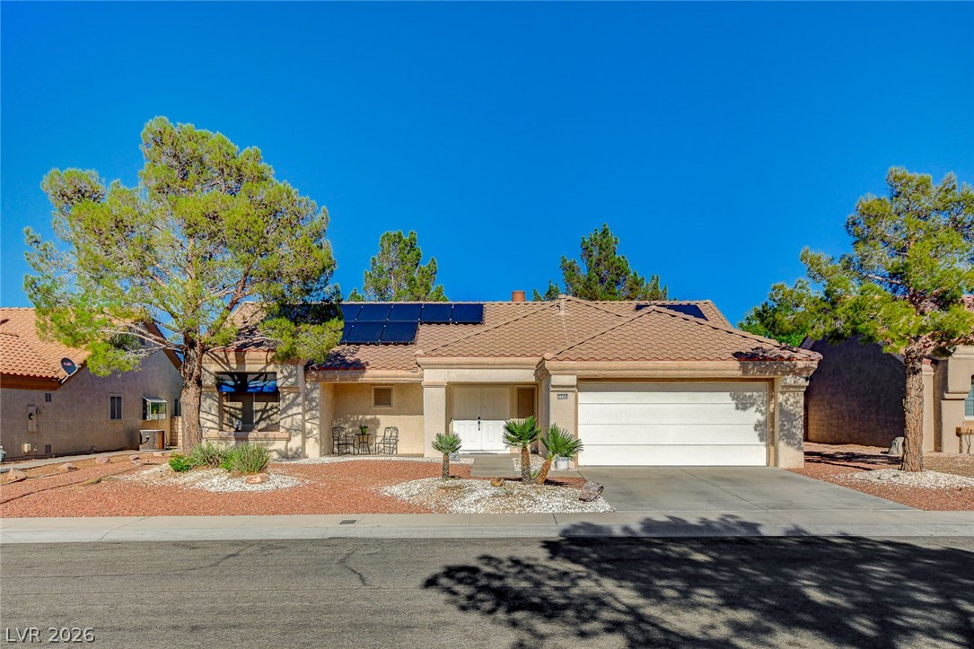 2508 Desert Sands Drive Property Photo 1