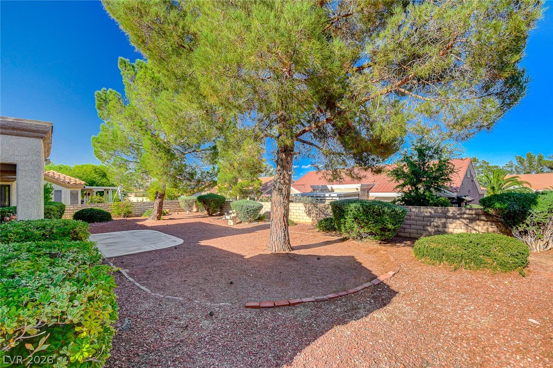 2508 Desert Sands Drive Property Photo 22