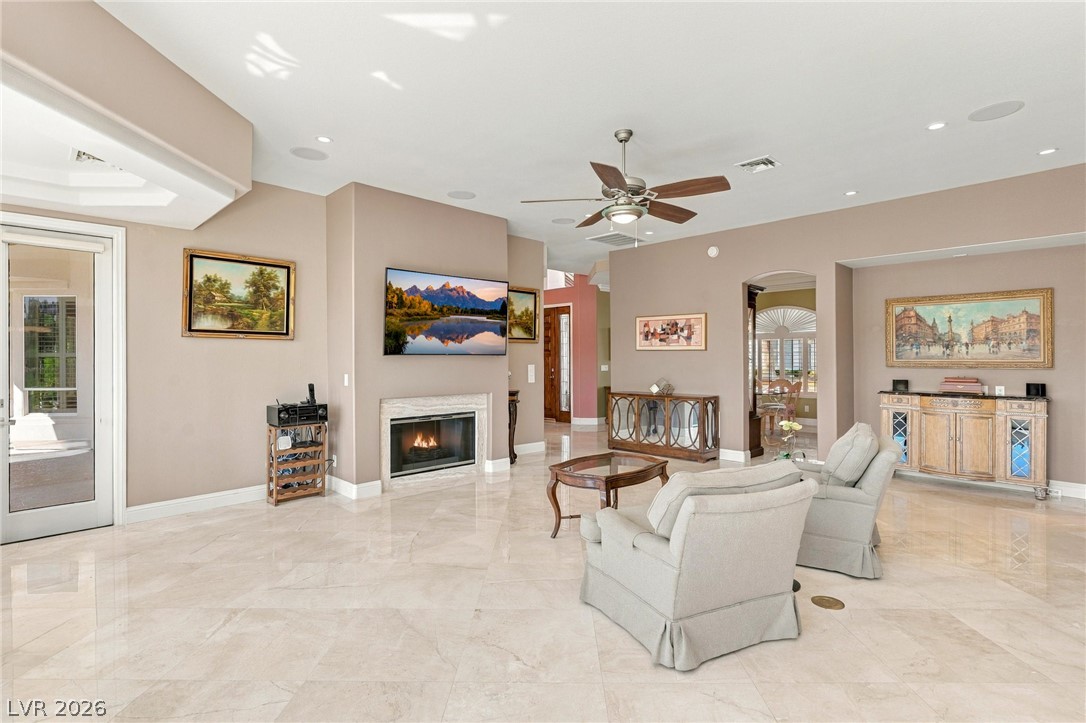 8633 Lakeridge Circle Property Photo 7