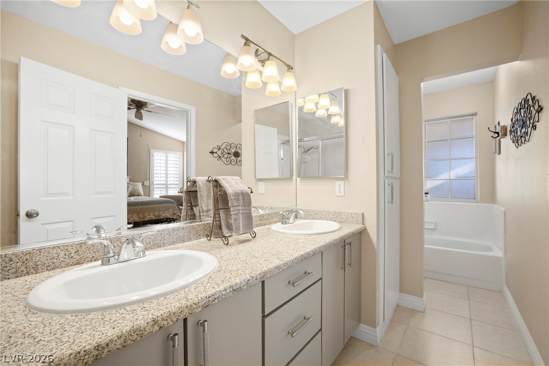 4825 Lawnwood Court Property Photo 15