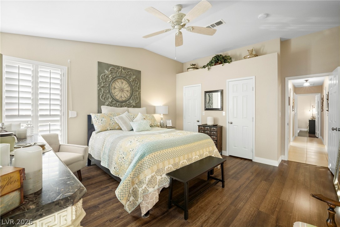 4825 Lawnwood Court Property Photo 17