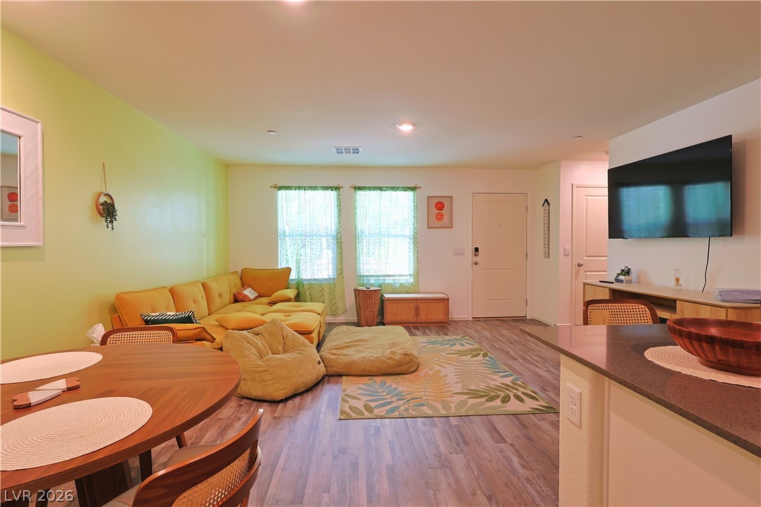 7387 Lara Brook Street Property Photo 10