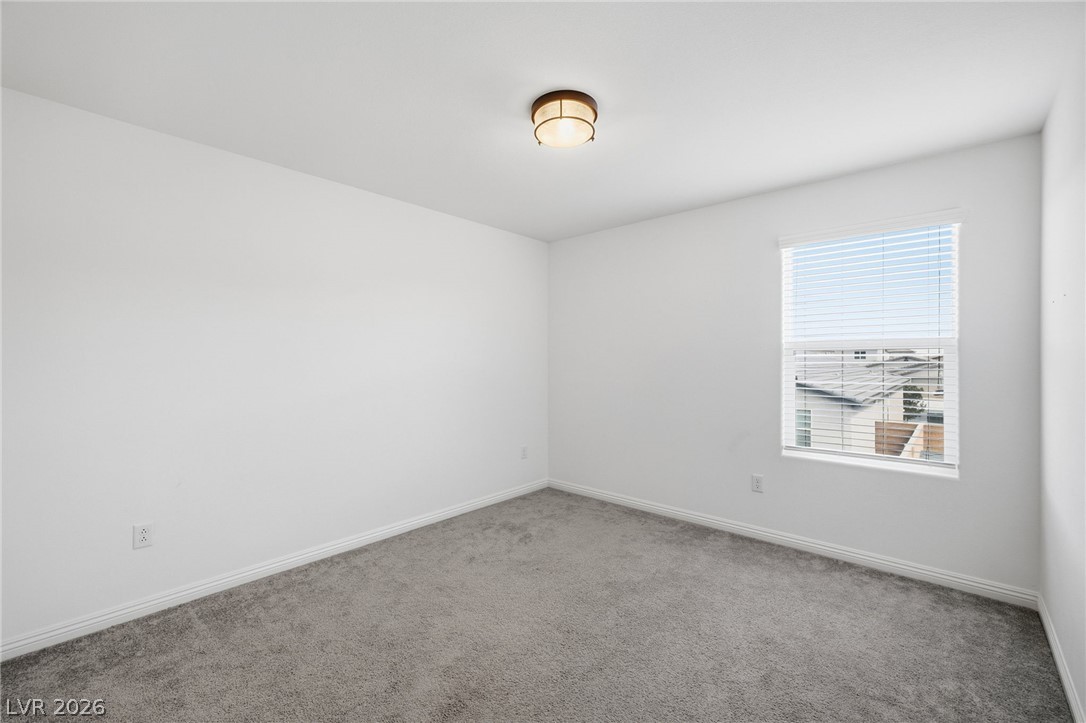 268 Horsetail Falls Street Property Photo 25