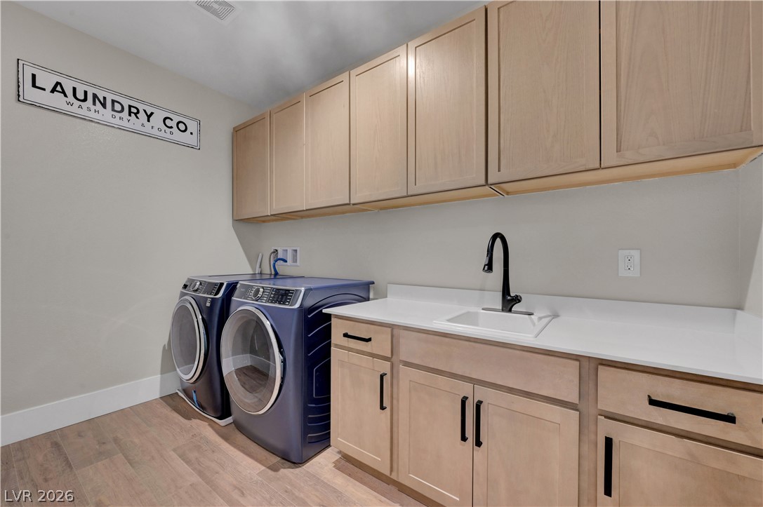 10226 Bismarck Palms Avenue Property Photo 43