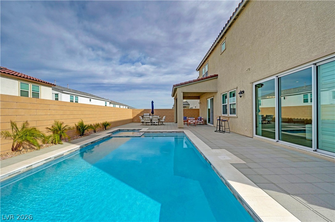 10226 Bismarck Palms Avenue Property Photo 45