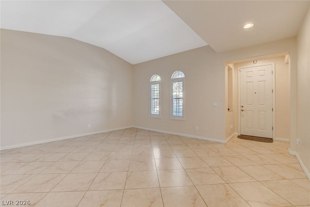 3809 Moonshine Falls Avenue Property Photo 5