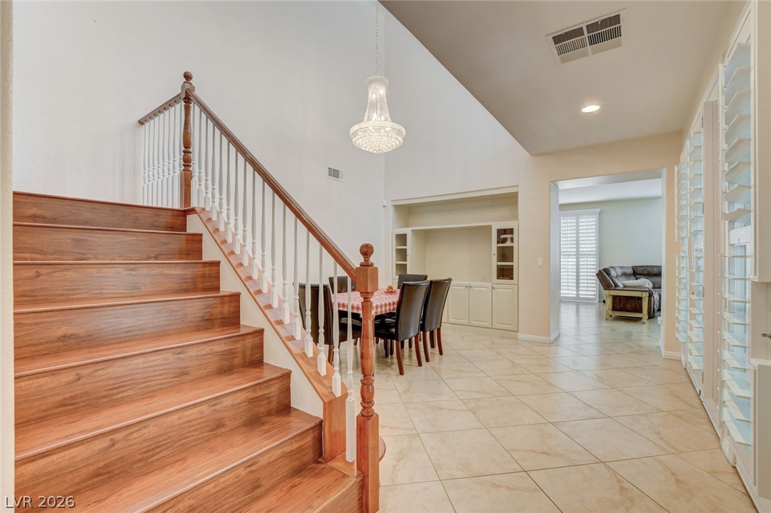 3809 Moonshine Falls Avenue Property Photo 6