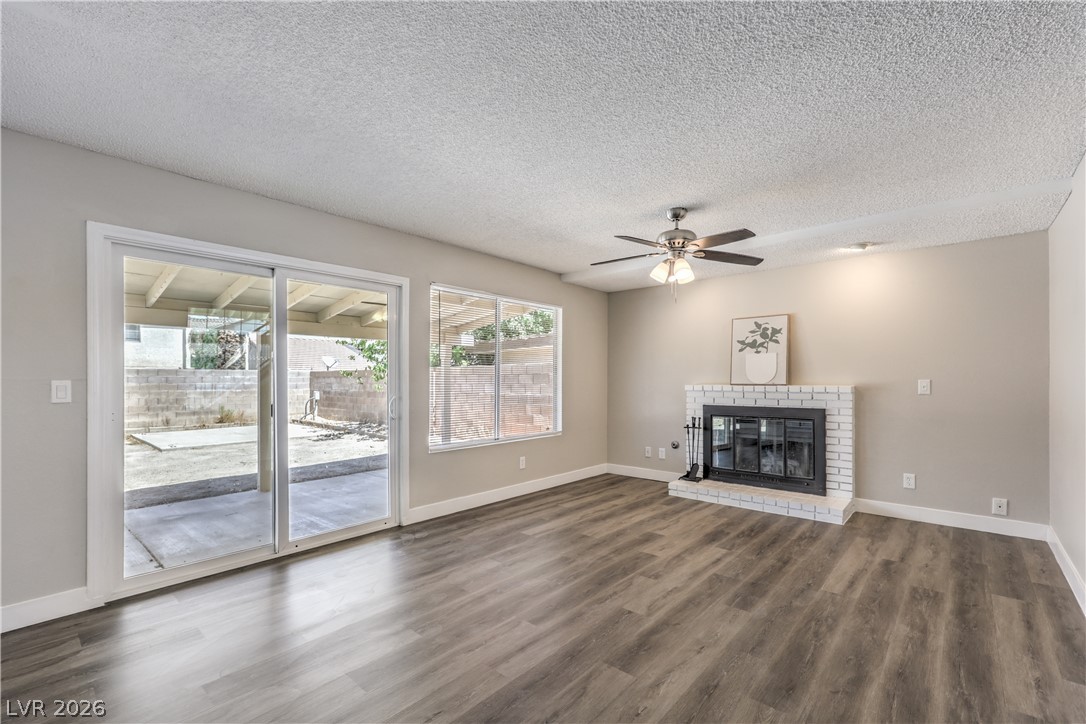 8408 Dunphy Court Property Photo 6