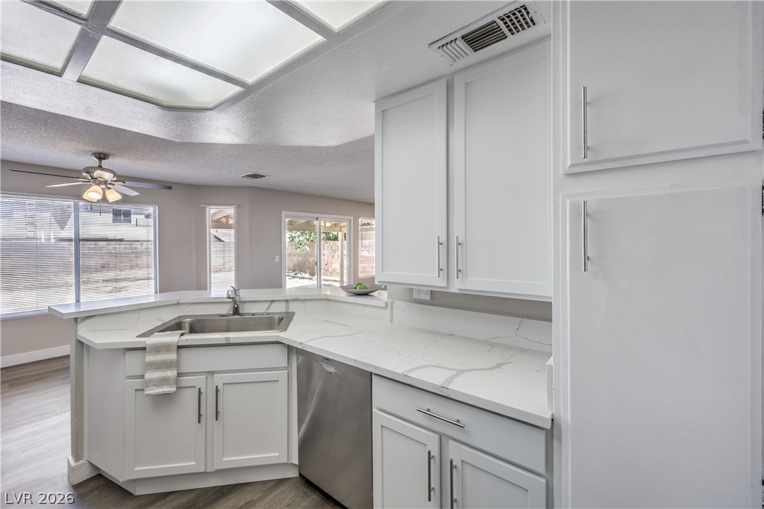 8408 Dunphy Court Property Photo 11