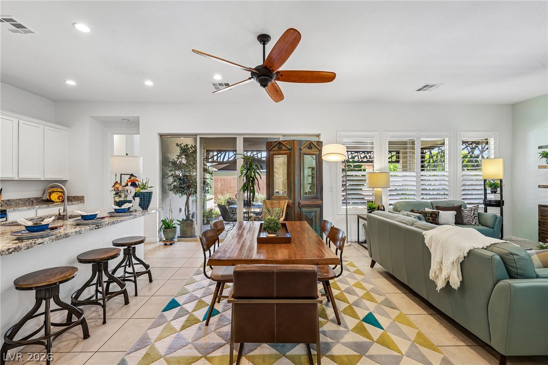 6754 Desert Crimson Street Property Photo 10