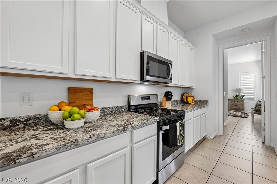 6754 Desert Crimson Street Property Photo 16