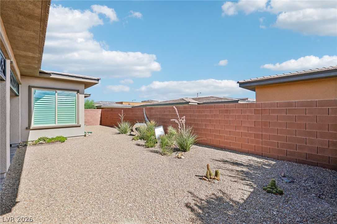 6754 Desert Crimson Street Property Photo 39