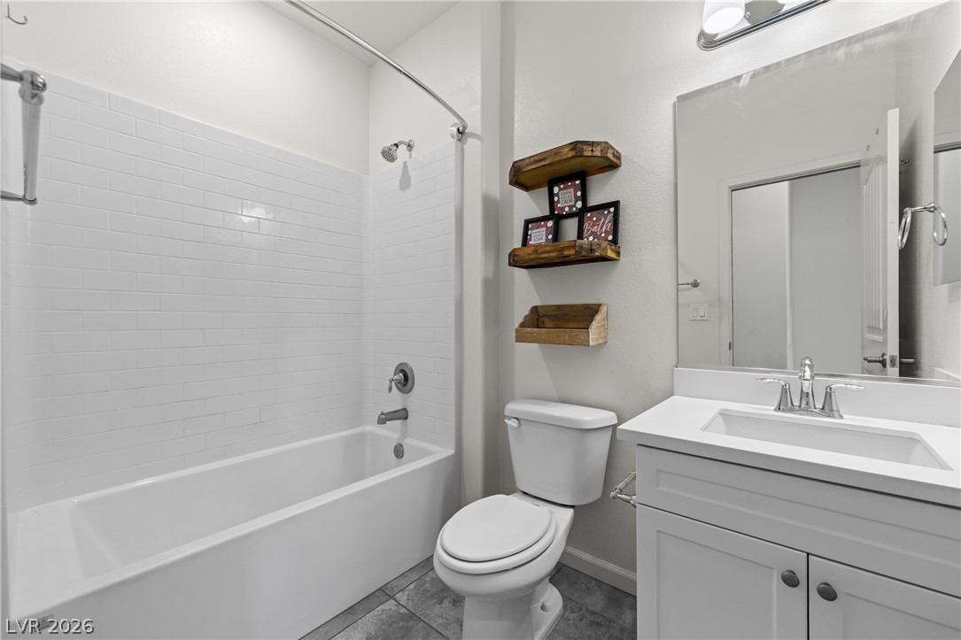 467 Cliffrose Avenue Property Photo 10