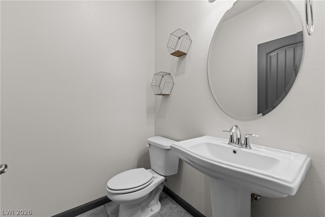 467 Cliffrose Avenue Property Photo 16
