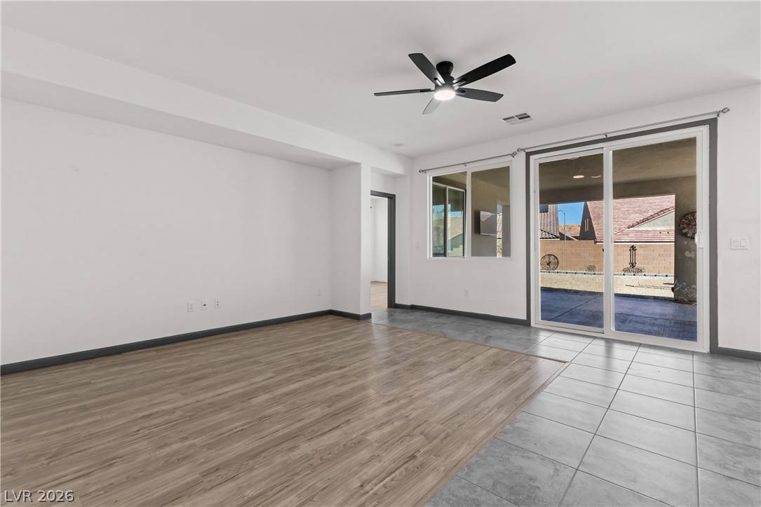 467 Cliffrose Avenue Property Photo 17