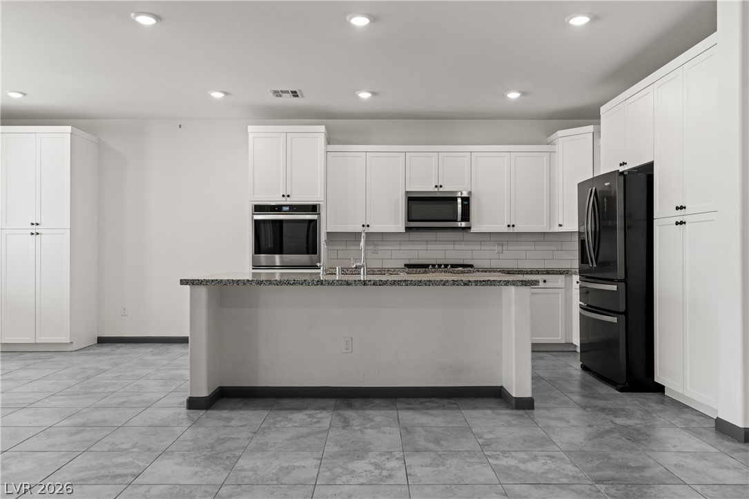 467 Cliffrose Avenue Property Photo 20