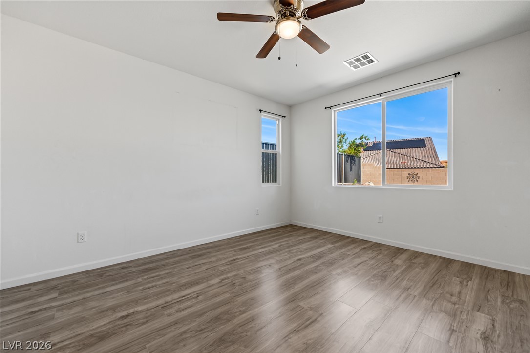 467 Cliffrose Avenue Property Photo 30