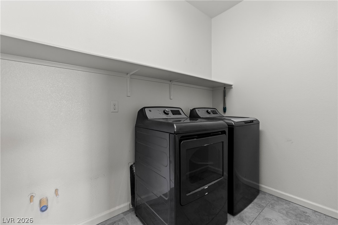 467 Cliffrose Avenue Property Photo 39