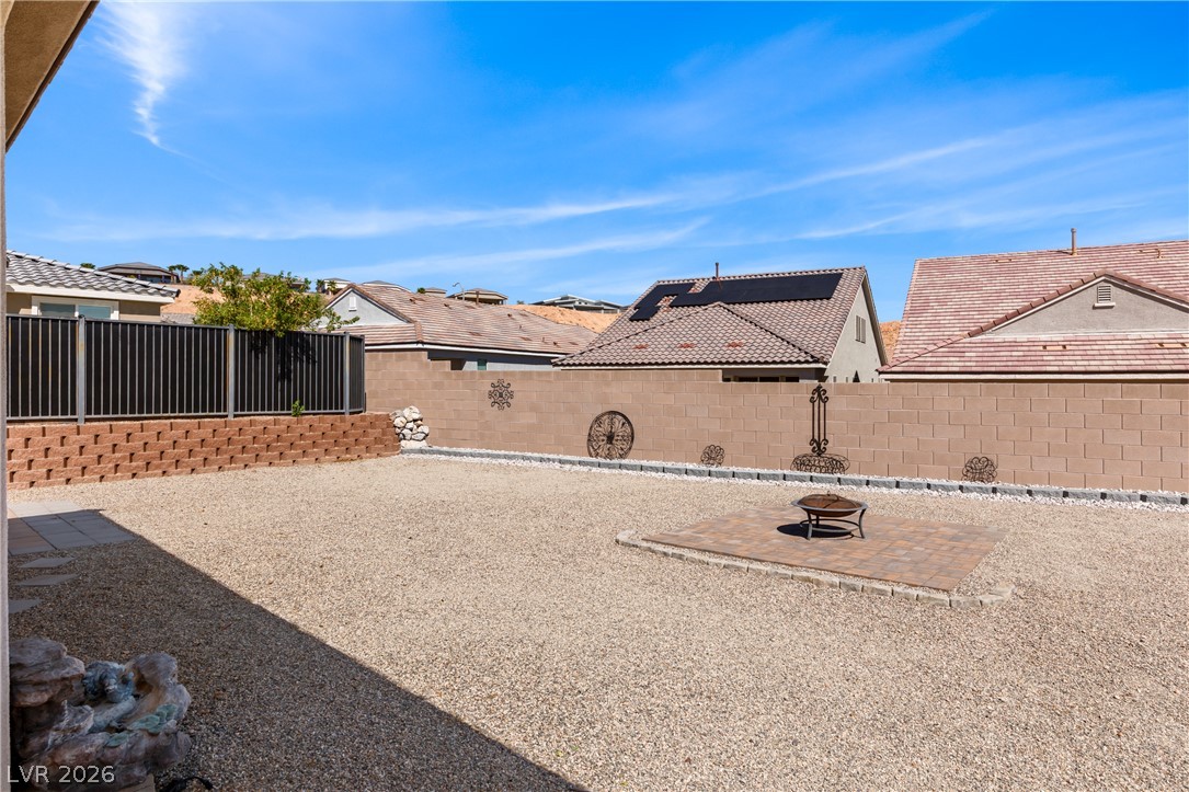 467 Cliffrose Avenue Property Photo 46