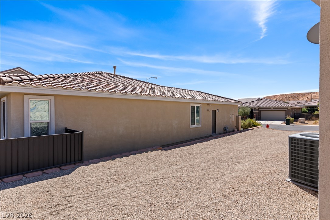 467 Cliffrose Avenue Property Photo 47
