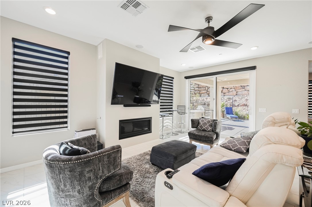 23 Cliffwater Street Property Photo 8