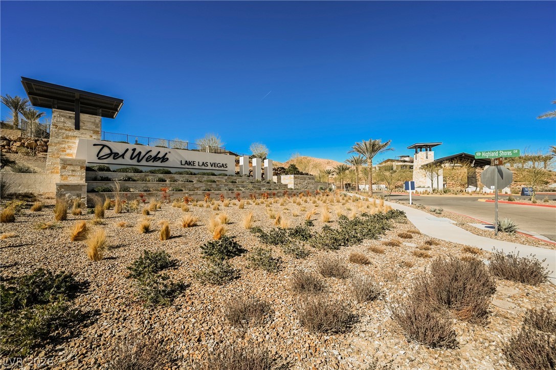 23 Cliffwater Street Property Photo 64