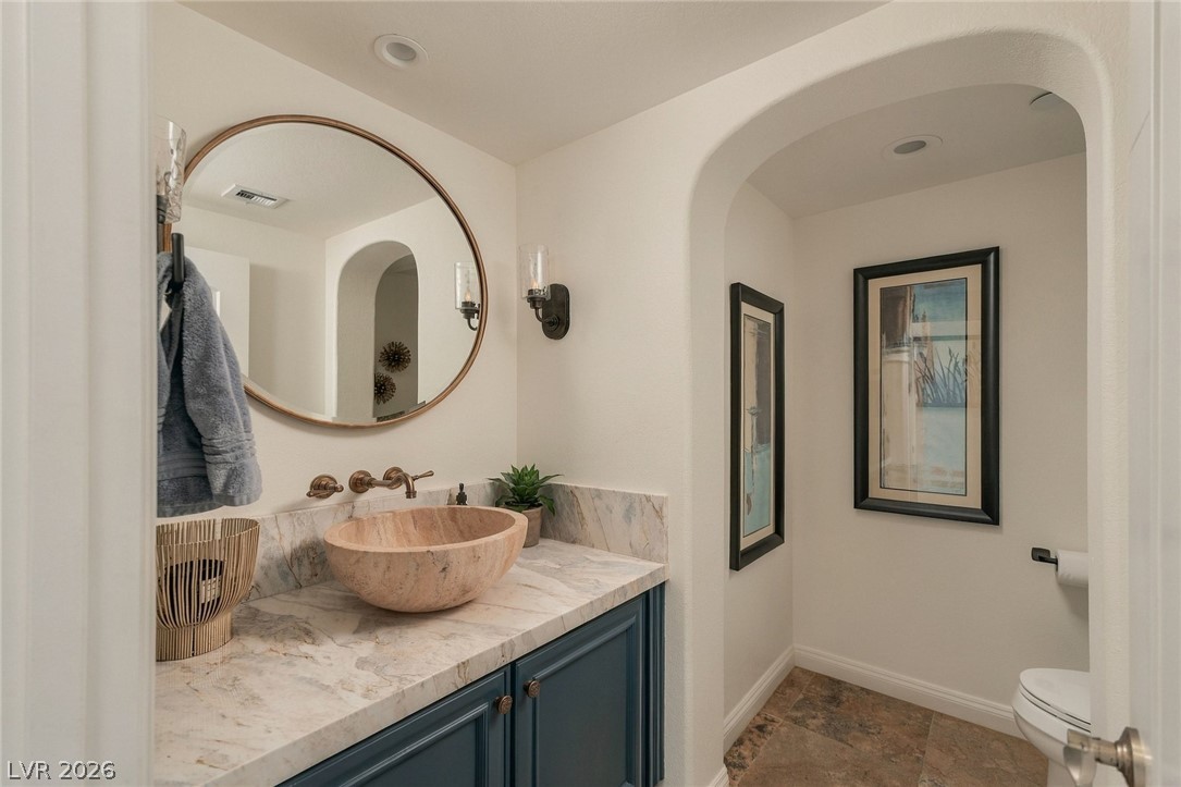 12 Menaggio Court Property Photo 31