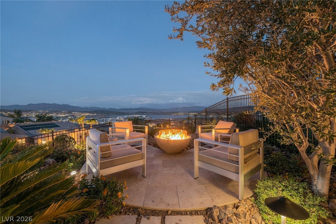 12 Menaggio Court Property Photo 55