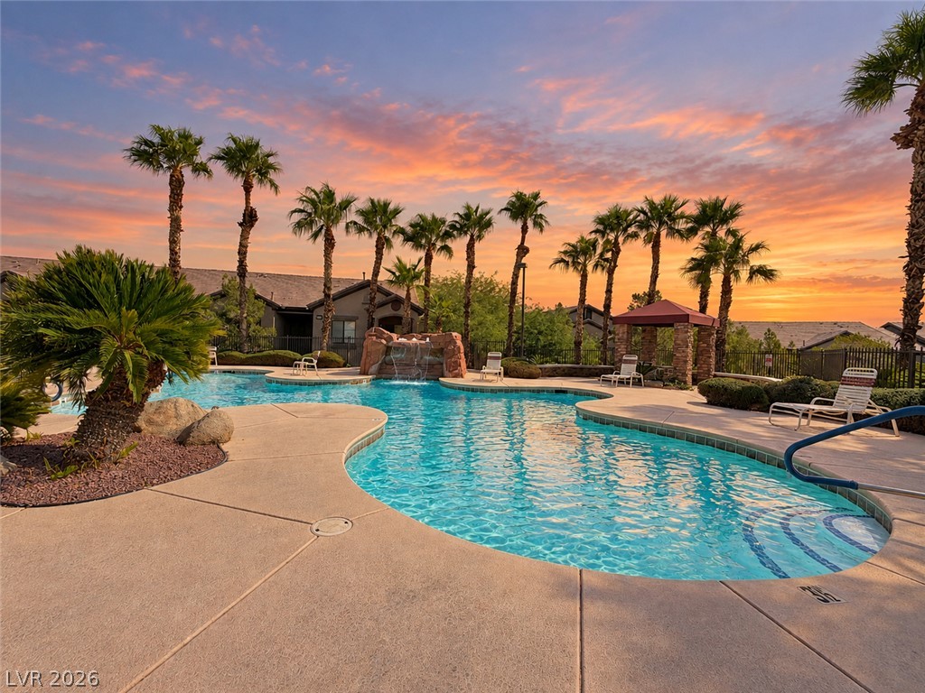 8250 North Grand Canyon Drive 1090 Property Photo 1