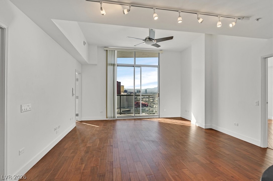 200 West Sahara Avenue 3702 Property Photo 3