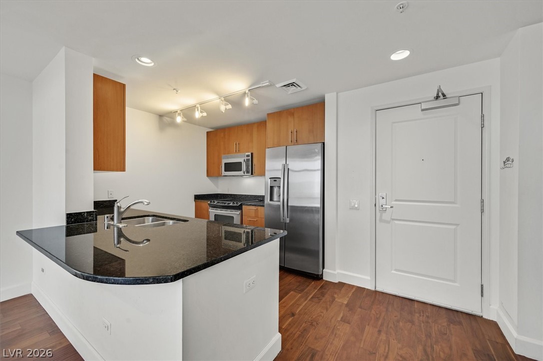 200 West Sahara Avenue 3702 Property Photo 5